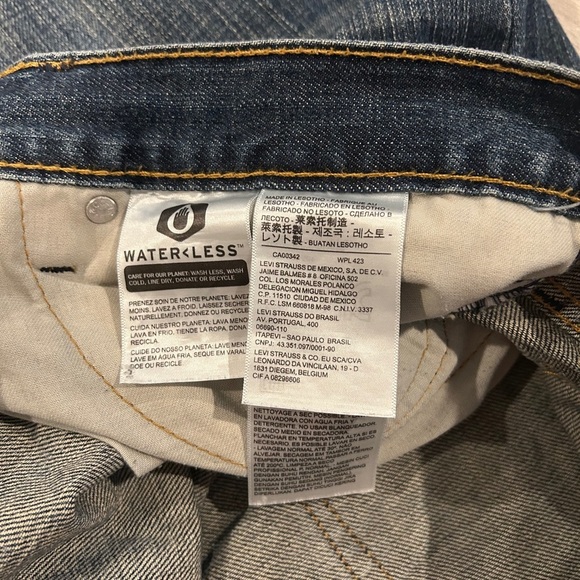Levis Mens 559 Relaxed Straight Fit Blue Jeans size 48x30 Cotton Denim Pants - Picture 5 of 7